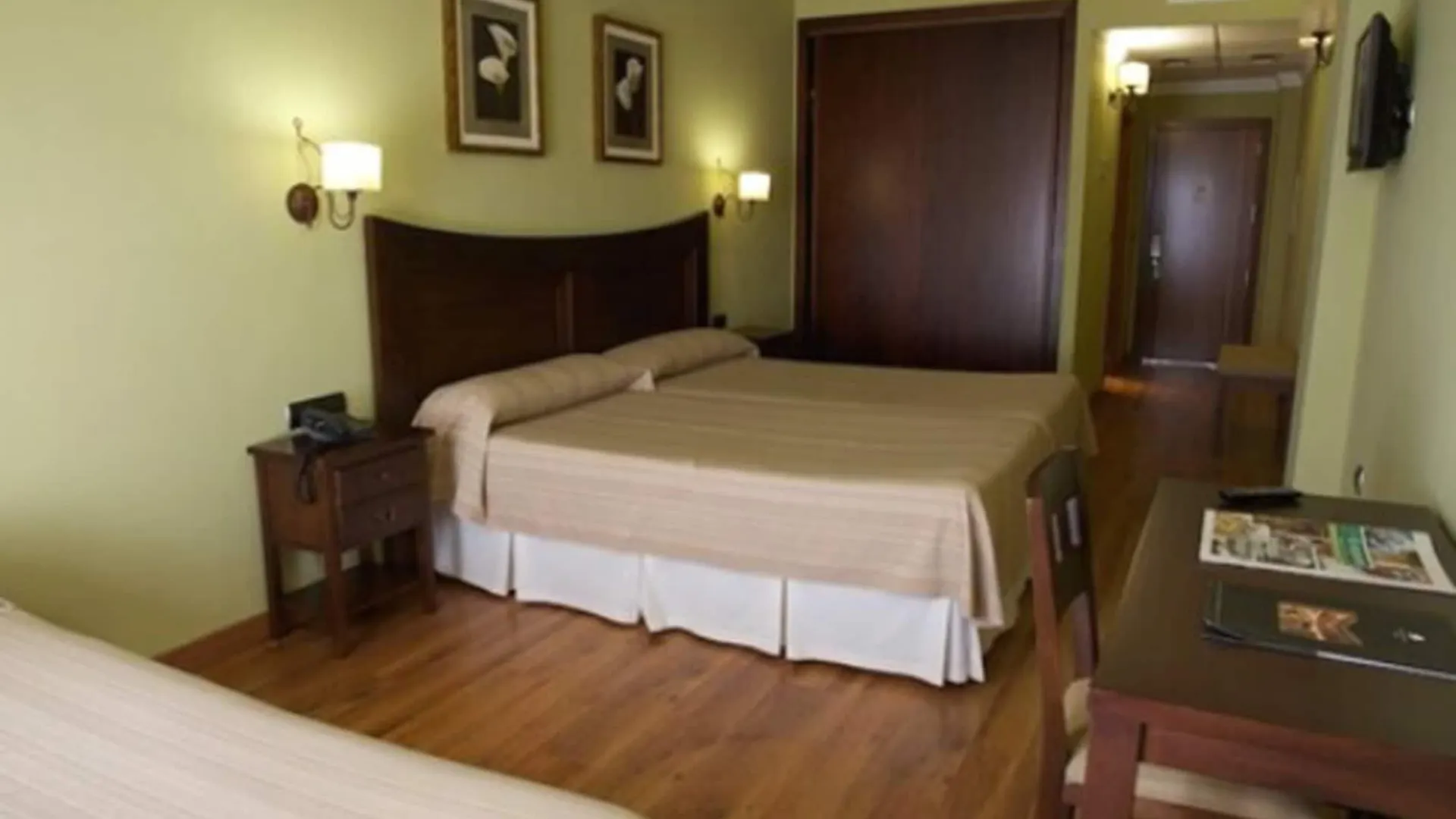 Los Dolmenes Antequera Hotel