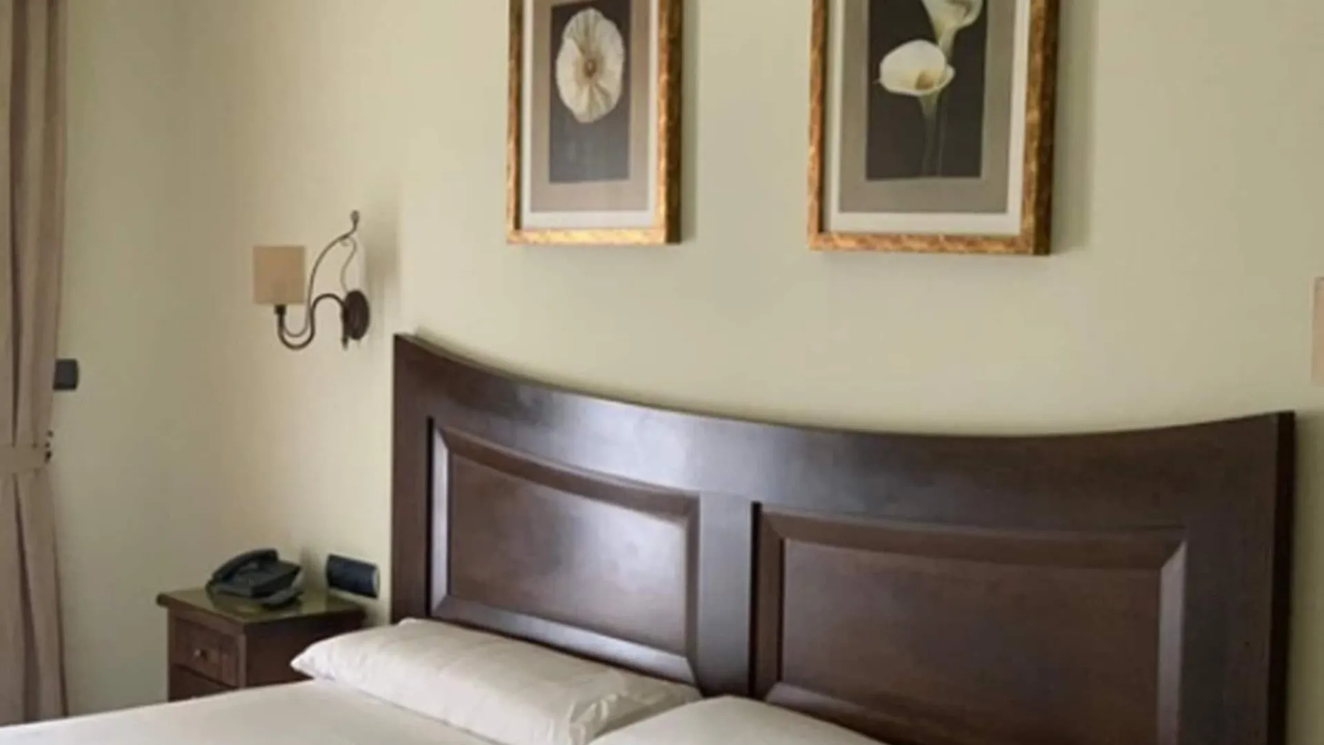 Los Dolmenes Antequera Hotel