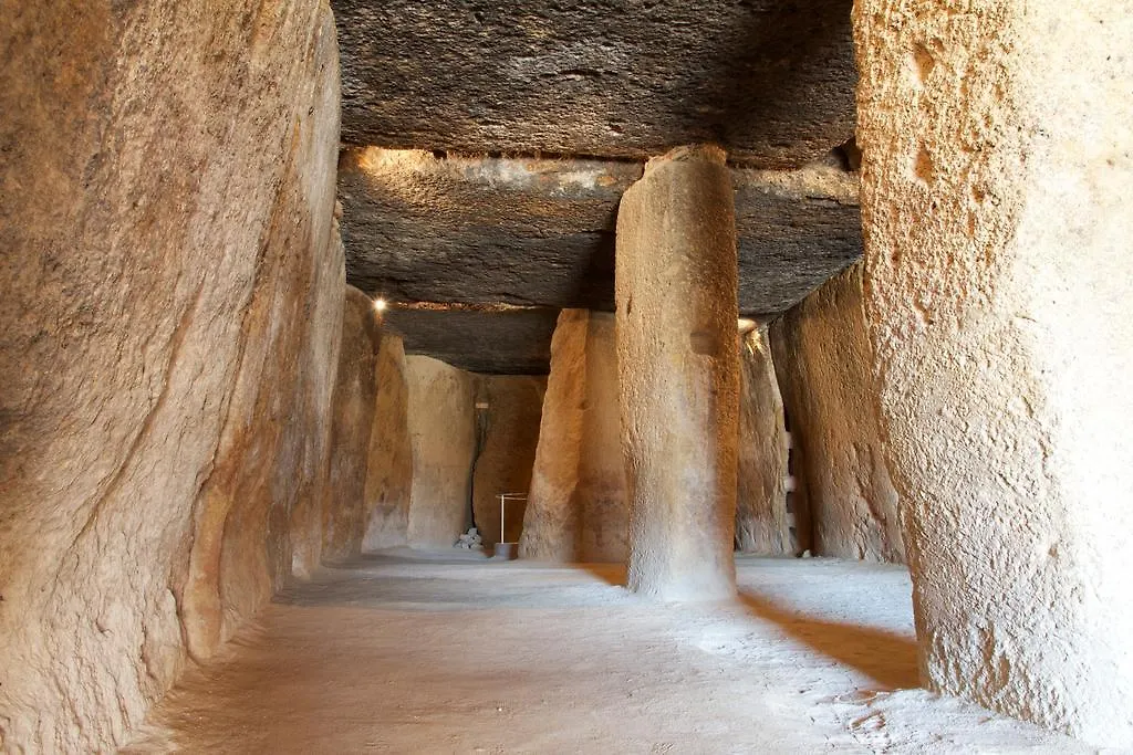 Los Dolmenes Antequera Hotel